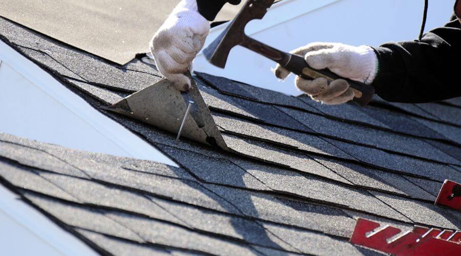 Expert Emergency Roof Repairs services in Morriston, FL